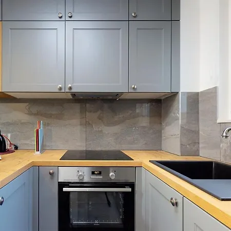 Sara With 2 Bedroom- Appartement Split
